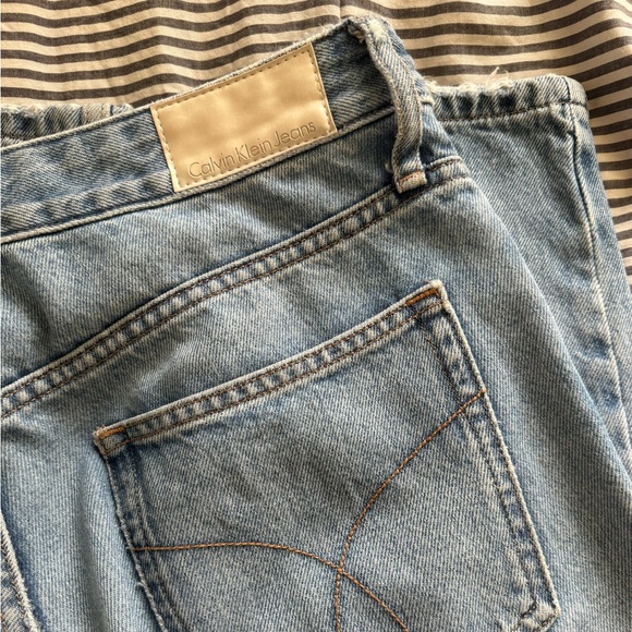 Calvin Klein Jeans - Picture 6 of 8